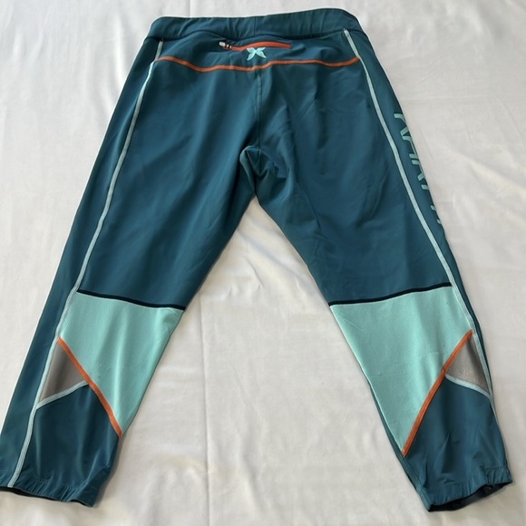 Kari Traa Running Tights - Picture 2 of 5